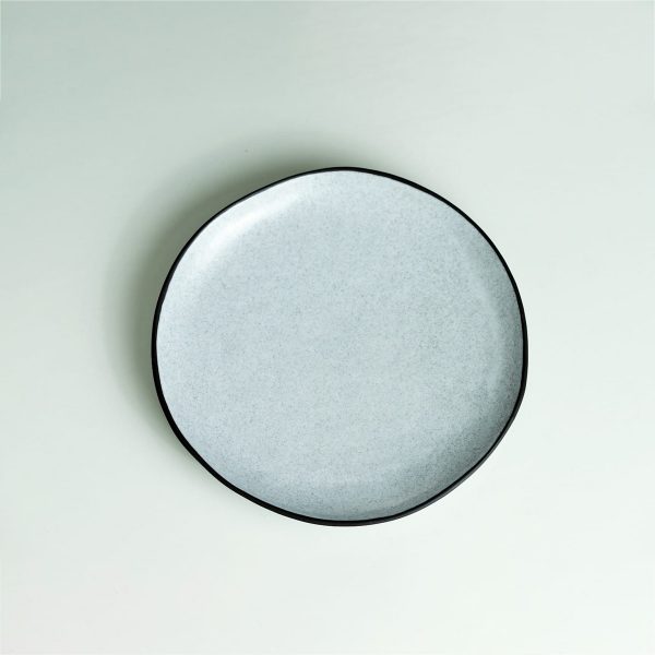 אפור-א-סימטרי-בודד