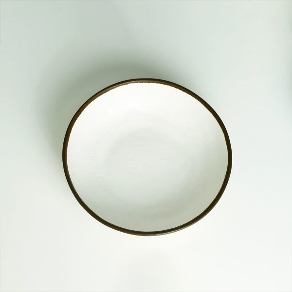 קערה-לבן-חום